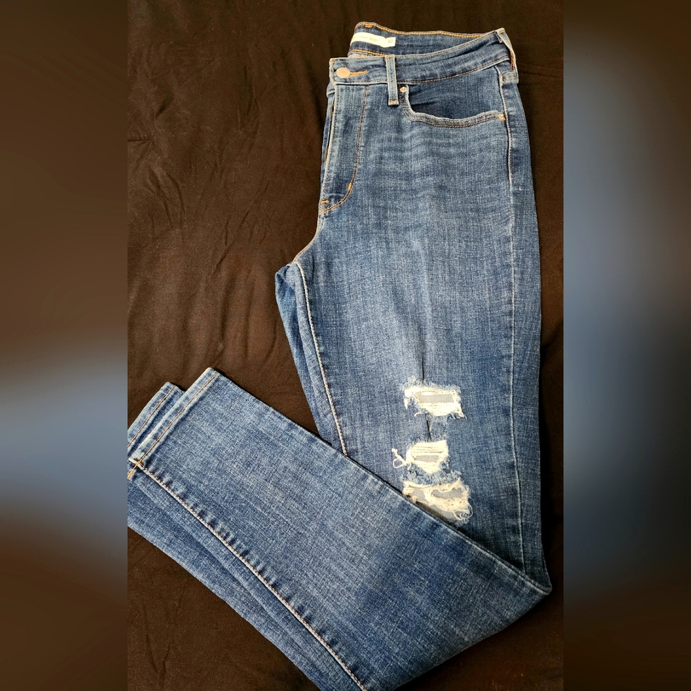 Levis High Rise Skinny